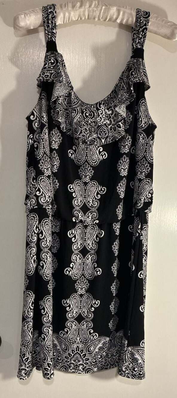 White House Black Market Black and White Paisley Ruffle Blouson Dress Size L
